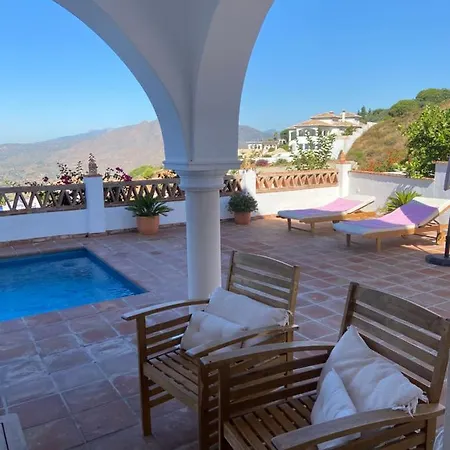 Pueblo Valtocado Holiday home *